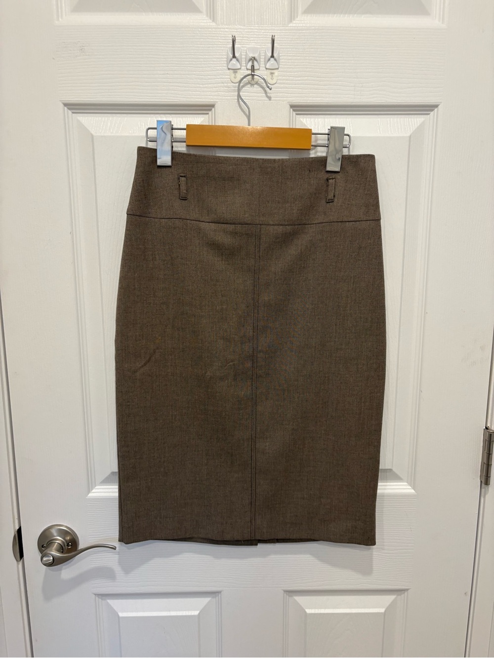 Le Château Classic Brown Pencil Skirt - Tailored Workwear #